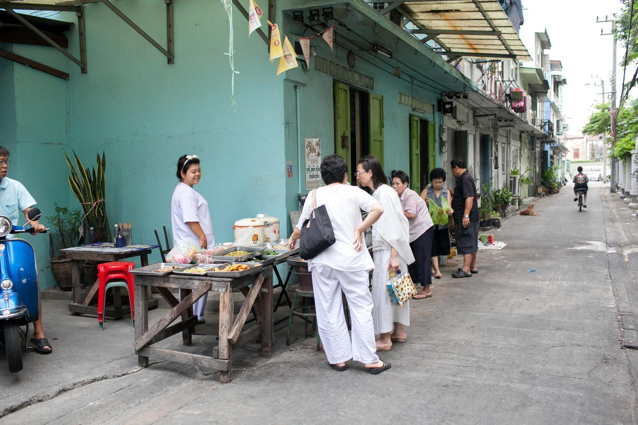 Dilokchan Hostel Female Only Bangkok Exterior photo